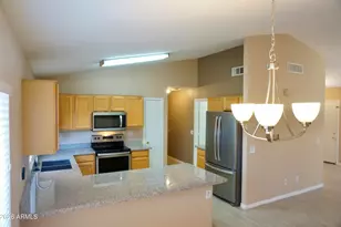 3033 E Hononegh Dr, Phoenix, AZ 85050 - Photo 15