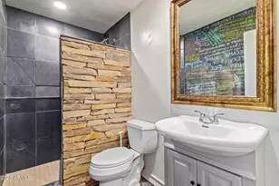 1640 E La Jolla Dr, Tempe, AZ 85282 - Photo 9