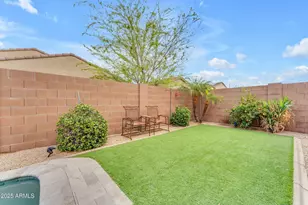 696 W Glen Canyon Dr, San Tan Valley, AZ 85140 - Photo 23