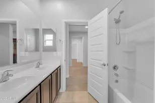 696 W Glen Canyon Dr, San Tan Valley, AZ 85140 - Photo 15