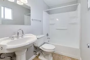 1722 E Broadmor Dr, Tempe, AZ 85282 - Photo 17