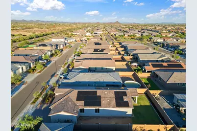 17829 W Red Fox Road, Surprise, AZ 85387 - Photo 27