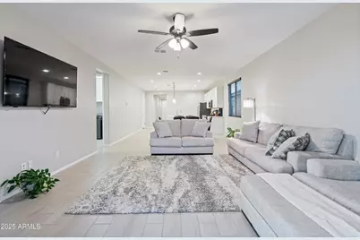 17829 W Red Fox Road, Surprise, AZ 85387 - Photo 5