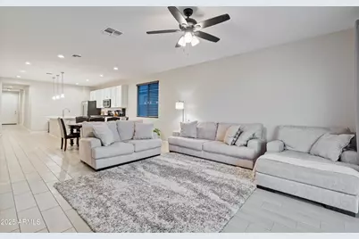 17829 W Red Fox Road, Surprise, AZ 85387 - Photo 7