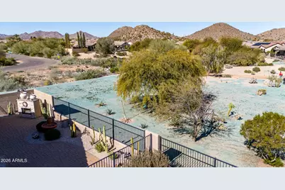 328 W Peak Place, San Tan Valley, AZ 85143 - Photo 51