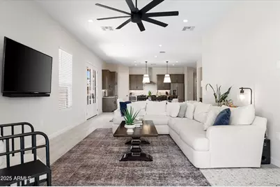 21425 N 59th Street, Phoenix, AZ 85054 - Photo 15