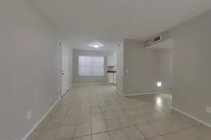 1406 E Kerry Ln, Phoenix, AZ 85024 - Photo 5