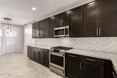 13500 N 174th Lane, Surprise, AZ 85388 - Photo 5