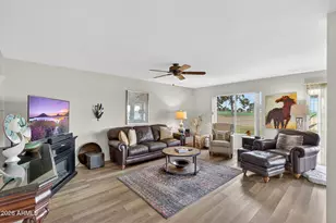 15617 N Cameo Dr, Sun City, AZ 85351 - Photo 7