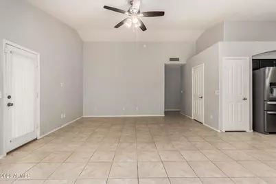 3939 E Encinas Avenue, Gilbert, AZ 85234 - Photo 11