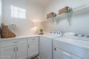 645 N Vine St, Chandler, AZ 85225 - Photo 35