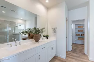 645 N Vine St, Chandler, AZ 85225 - Photo 29