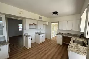 2425 W Shady Glen Ave, Phoenix, AZ 85023 - Photo 7