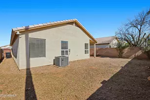 125 W Smoke Tree Rd, Gilbert, AZ 85233 - Photo 33