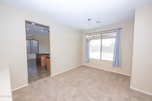 2023 W Shackleton Dr, Phoenix, AZ 85086 - Photo 9