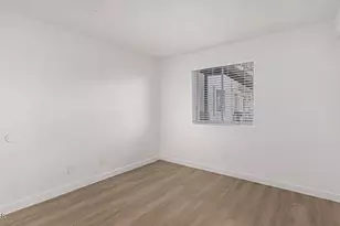 2615 E Greenway Rd, Phoenix, AZ 85032 - Photo 9