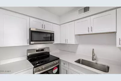 2615 E Greenway Road #20, Phoenix, AZ 85032 - Photo 3