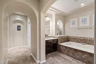 3729 E Robin Ln, Phoenix, AZ 85050 - Photo 27