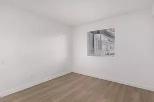 2615 E Greenway Rd, Phoenix, AZ 85032 - Photo 9