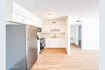 2615 E Greenway Road #Apt 21, Phoenix, AZ 85032 - Photo 13