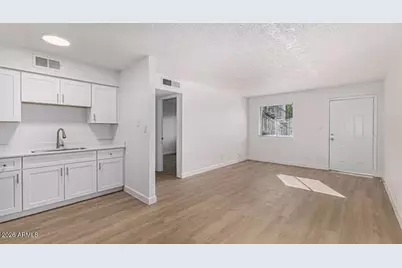 2615 E Greenway Road #Apt 21, Phoenix, AZ 85032 - Photo 7