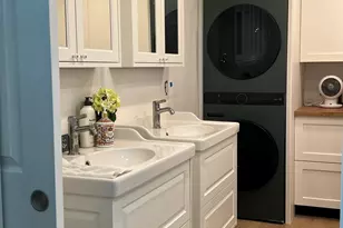 4065 E University Dr, Mesa, AZ 85205 - Photo 11