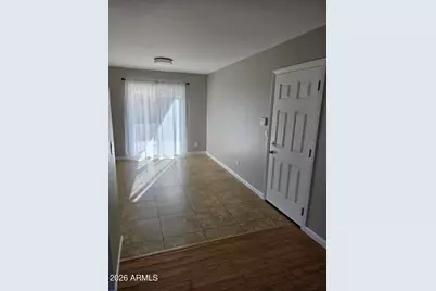 2155 W Wickieup Lane, Phoenix, AZ 85027 - Photo 5