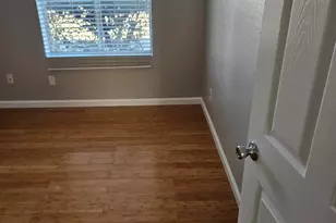 2155 W Wickieup Ln, Phoenix, AZ 85027 - Photo 11