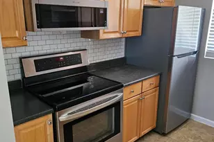 2155 W Wickieup Ln, Phoenix, AZ 85027 - Photo 3