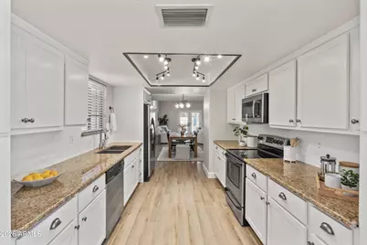 19813 N 76th Avenue, Glendale, AZ 85308 - Photo 17