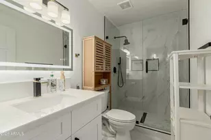 987 E Divot Dr, Tempe, AZ 85283 - Photo 33