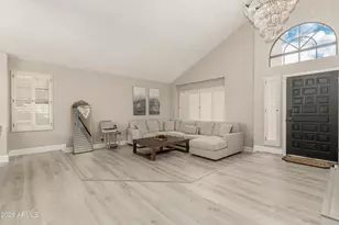 987 E Divot Dr, Tempe, AZ 85283 - Photo 7