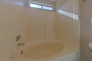 21619 N 29th Dr, Phoenix, AZ 85027 - Photo 9