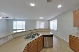 6624 S 45th Glen, Laveen, AZ 85339 - Photo 5