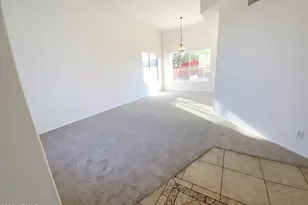 8529 W Dahlia Dr, Peoria, AZ 85381 - Photo 7