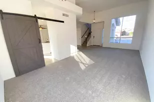 8529 W Dahlia Dr, Peoria, AZ 85381 - Photo 9