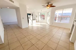 8529 W Dahlia Dr, Peoria, AZ 85381 - Photo 17