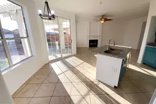 8529 W Dahlia Dr, Peoria, AZ 85381 - Photo 11