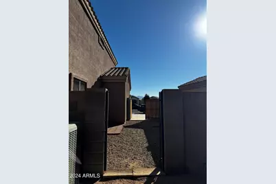 10630 W Pomo Street, Tolleson, AZ 85353 - Photo 3
