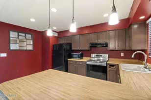 9063 W Harmont Dr, Peoria, AZ 85345 - Photo 11