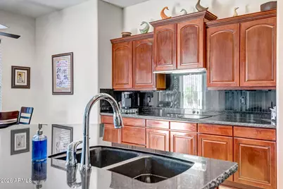 2605 W Florimond Road, Phoenix, AZ 85086 - Photo 11