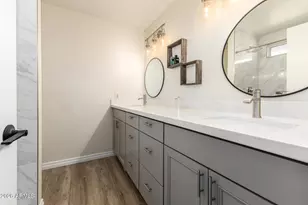 680 W Shawnee Dr, Chandler, AZ 85225 - Photo 15