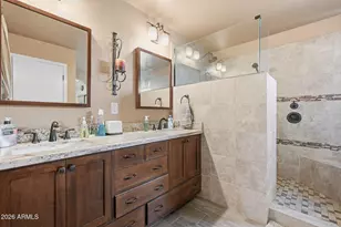 8021 W Denton Ln, Glendale, AZ 85303 - Photo 21