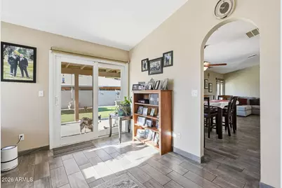 8021 W Denton Lane, Glendale, AZ 85303 - Photo 17