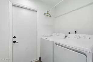 8021 W Denton Ln, Glendale, AZ 85303 - Photo 31