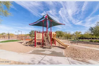 3933 E Cat Balue Drive, Phoenix, AZ 85050 - Photo 37