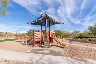 3933 E Cat Balue Dr, Phoenix, AZ 85050 - Photo 37