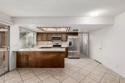 1051 E Glade Avenue, Mesa, AZ 85204 - Photo 5