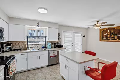 3707 W Caron Street, Phoenix, AZ 85051 - Photo 11