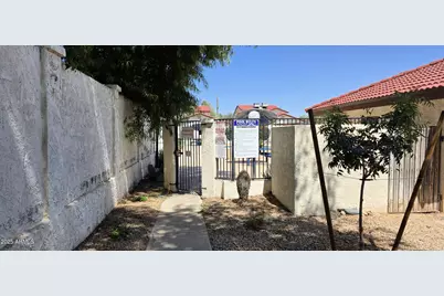 2831 E Waltann Lane #1, Phoenix, AZ 85032 - Photo 51